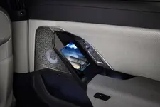 P90458230-the-new-bmw-i7-xdrive60-04-2022-600px.webp