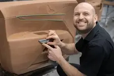 -the-new-bmw-7-series-design-process-04-2022-599px.webp