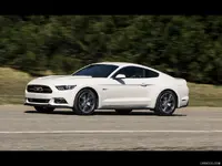 2015_ford_mustang_gt_50_3_1024x768.webp