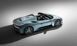 2023-Maserati-MC20-Cielo-00031.webp