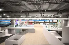 IAA-Stand-BMW-fotoshowImage-143774db-521068.webp