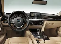 2012-BMW-3-Series-Interior-1-600x435.webp