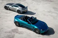 2023-Aston-Martin-V12-Vantage-Roadster-00006.webp