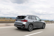 P90479847-bmw-ix1-xdrive30-09-2022-2248px.webp