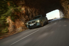 P90478674-the-first-ever-bmw-xm-2250px.webp