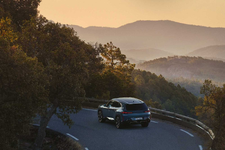 P90478654-the-first-ever-bmw-xm-2249px.webp