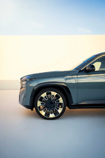 P90478563-the-first-ever-bmw-xm-999px.webp