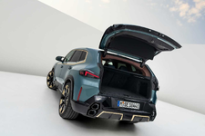 P90478610-the-first-ever-bmw-xm-2250px.webp