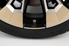 P90478614-the-first-ever-bmw-xm-2250px.webp