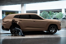 P90480520-the-first-ever-bmw-xm-2250px.webp