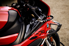 P90479738-the-new-bmw-s-1000-rr-09-2022-2248px.webp