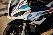 P90479743-the-new-bmw-s-1000-rr-09-2022-2248px.webp