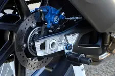 P90481325-bmw-m-1000-r-10-2022-2249px.webp