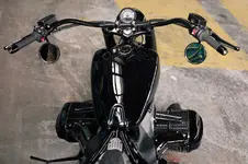 P90484835-bmw-r-18-black-jack-11-2022-2048px.webp