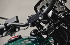 P90484840-bmw-r-18-isle-of-man-11-2022-2000px.webp