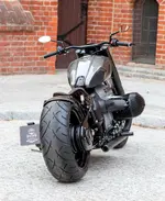P90485108-bmw-r-18-liberty-11-2022-1235px.webp
