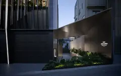 MA_EXT_FRONT_ENTRANCE_HIGHRES_03.webp