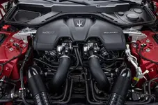 rati-granturismo-trofeo-road-test-2023-18-engine_0.webp