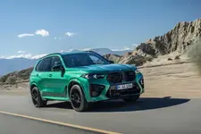 r-neue-bmw-x5-m-competition-dynamic-02-2023-2250px.webp