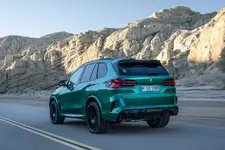 r-neue-bmw-x5-m-competition-dynamic-02-2023-2250px.webp