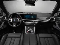 e-new-bmw-x5-m-competition-interior-02-2023-1999px.webp