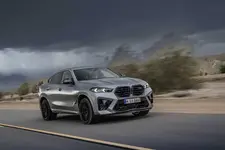 bmw-x6-m-competition-active-driving-02-2023-2250px.webp