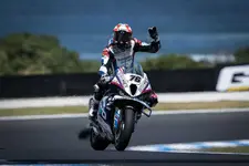 -championship-bonovo-action-bmw-racing-team-2250px.webp