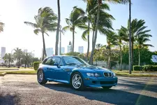 P90497115-bmw-m-coup-2001-2250px.webp