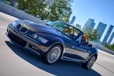P90497126-bmw-z3-3-0-individual-2249px.webp