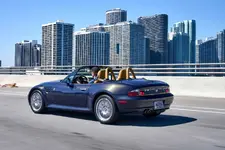 P90497127-bmw-z3-3-0-individual-2250px.webp