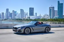 P90497134-bmw-z4-m40i-frozen-grey-metallic-2250px.webp