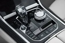 -and-BMW-M-history-of-electronic-gear-selectors-39.webp