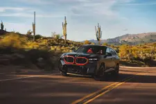 P90499800-the-bmw-xm-label-red-04-2023-2250px.webp