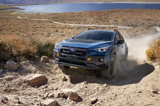 24MY_Crosstrek_Wild_-2.webp