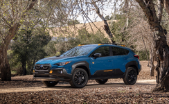 Crosstrek_Wild_-_Hero_1.webp