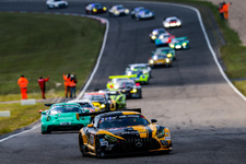pi_mercedesamg_24hnbr2023_start_07.webp