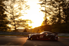 PI_MercedesAMG_24hNBR2023_Night_05.webp