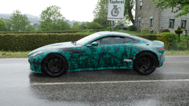 Aston Martin Vantage spy shots 2024 automedia-6.webp