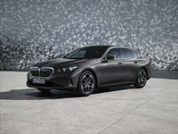 0506213-the-new-bmw-530e-still-shot-05-2023-2000px.webp
