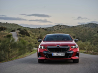 he-new-bmw-i5-m60-xdrive-still-shot-05-2023-1999px.webp