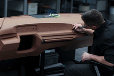 w-bmw-5-series-sedan-design-process-05-2023-2250px.webp
