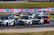 23-bmw-m2-cup-bmw-m2-cs-racing-denny-berndt-2249px.webp