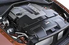 BMW-X6M-15.webp