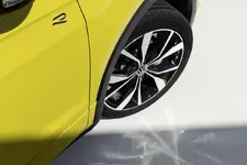 DB2023AU00634.webp