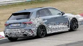audi-rs3-spy-photos (2).webp