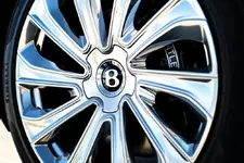 Bentayga EWB Mulliner - 19.webp