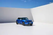 P90518412-mini-cooper-se-09-2023-2249px.webp