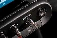 P90518472-mini-cooper-se-09-2023-2250px.webp