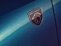 PEUGEOT_E_3008_2309PJ_307_FR.webp