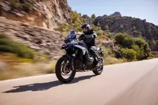 -bmw-r-1300-gs-triple-black-variant-10-2023-2248px.webp